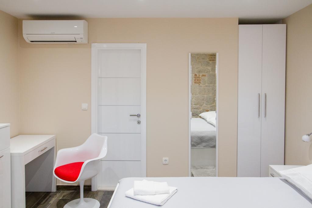 Elegant Residence Rooms & Apartments 斯普利特 外观 照片