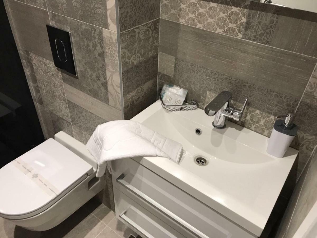 Elegant Residence Rooms & Apartments 斯普利特 外观 照片